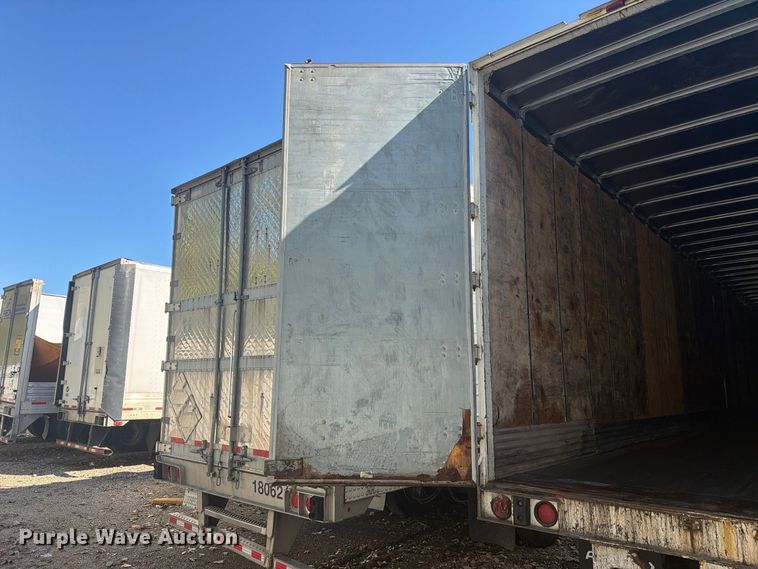 image for item YA5519 2007 Strick Commercial dry van trailer