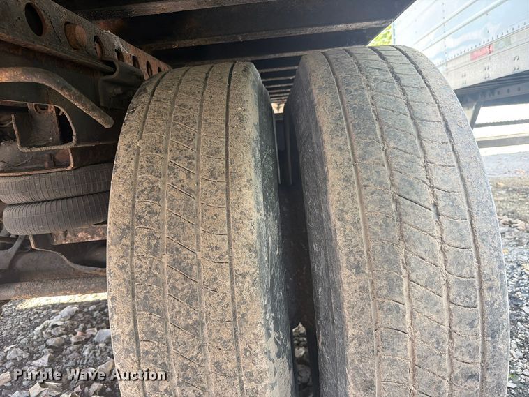 image for item YA5519 2007 Strick Commercial dry van trailer
