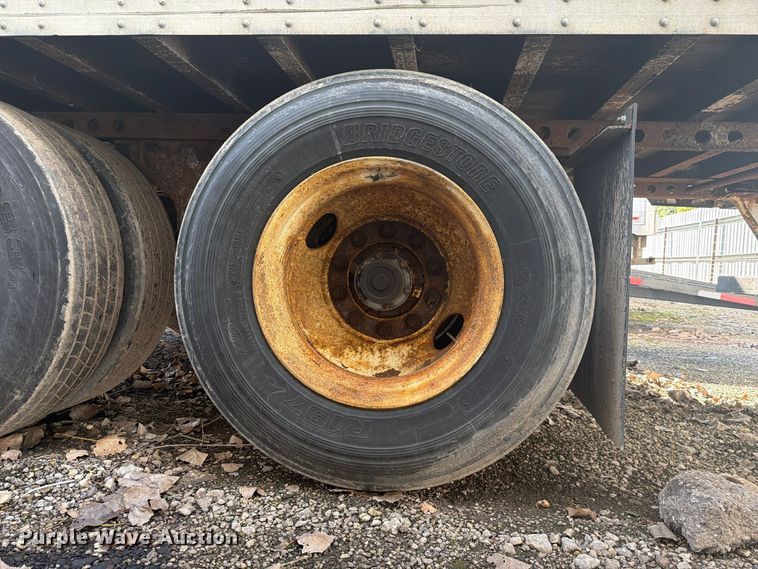 image for item YA5519 2007 Strick Commercial dry van trailer
