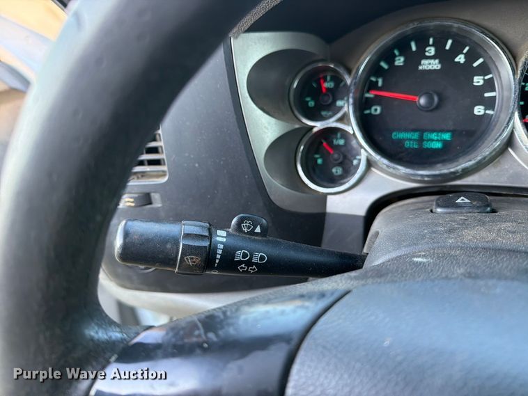 image for item DT2954 2010 Chevrolet Silverado 2500HD pickup truck