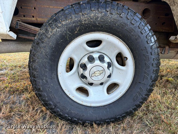 image for item DT2954 2010 Chevrolet Silverado 2500HD pickup truck
