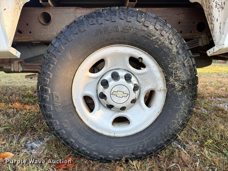 image for item DT2954 2010 Chevrolet Silverado 2500HD pickup truck