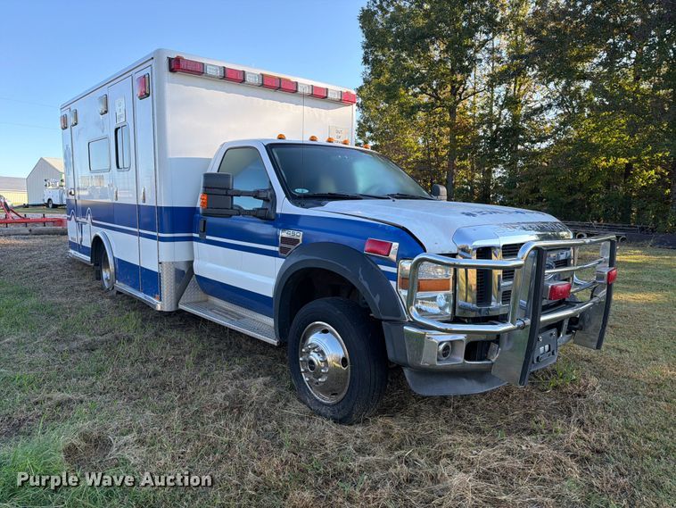 image for item DT2968 2009 Ford F450 ambulance