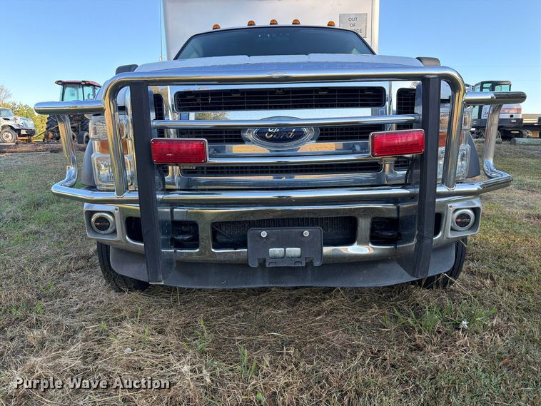 image for item DT2968 2009 Ford F450 ambulance