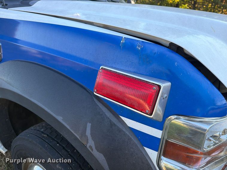 image for item DT2968 2009 Ford F450 ambulance