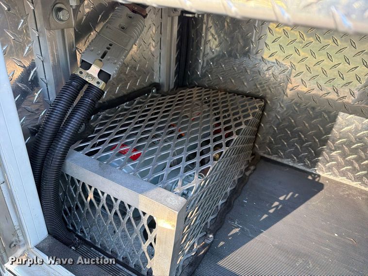 image for item DT2968 2009 Ford F450 ambulance