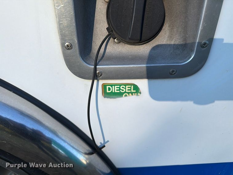 image for item DT2968 2009 Ford F450 ambulance