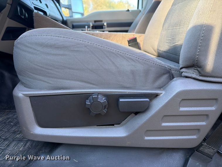 image for item DT2968 2009 Ford F450 ambulance