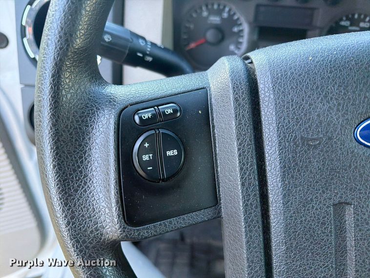 image for item DT2968 2009 Ford F450 ambulance