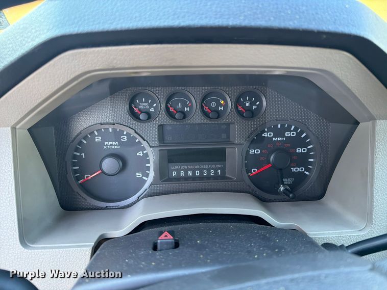 image for item DT2968 2009 Ford F450 ambulance