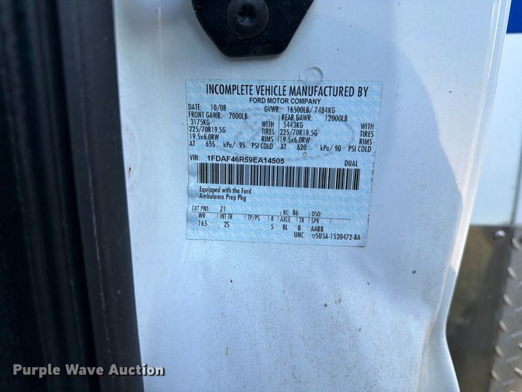 image for item DT2968 2009 Ford F450 ambulance