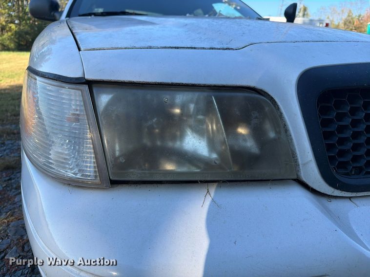 image for item DT2969 2003 Ford Crown Victoria Police Interceptor 