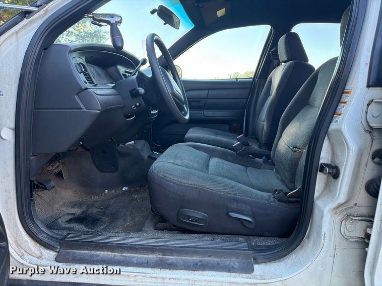 image for item DT2969 2003 Ford Crown Victoria Police Interceptor 