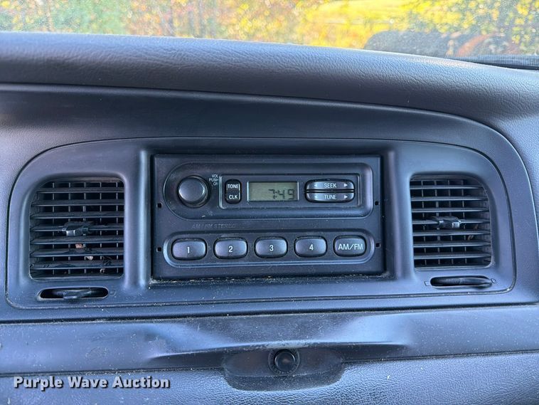 image for item DT2969 2003 Ford Crown Victoria Police Interceptor 