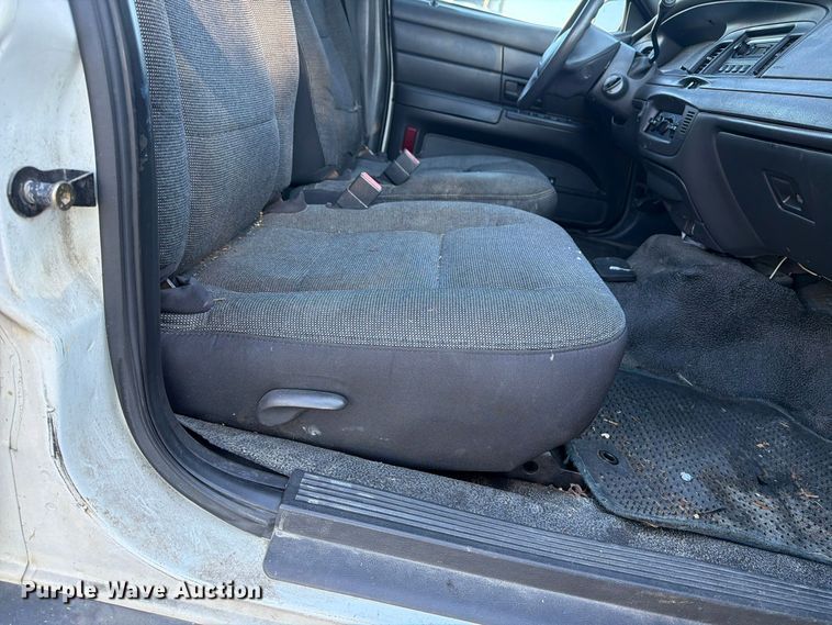 image for item DT2969 2003 Ford Crown Victoria Police Interceptor 
