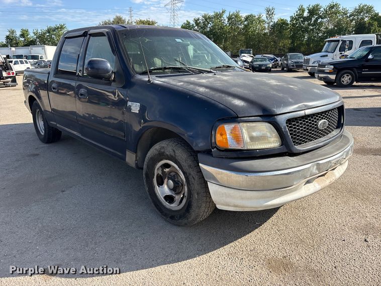 image for item ES8312 2003 Ford F150 Crew Cab pickup truck