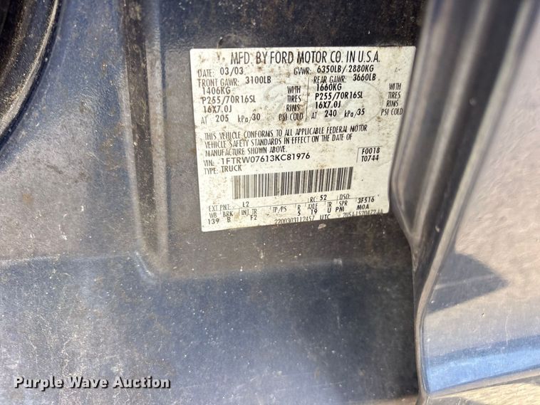 image for item ES8312 2003 Ford F150 Crew Cab pickup truck