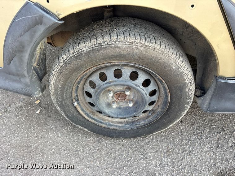 image for item ES8313 2000 Toyota Echo 
