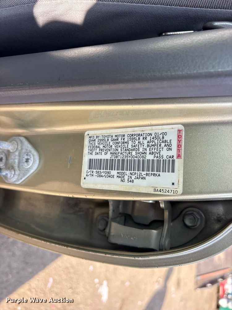 image for item ES8313 2000 Toyota Echo 