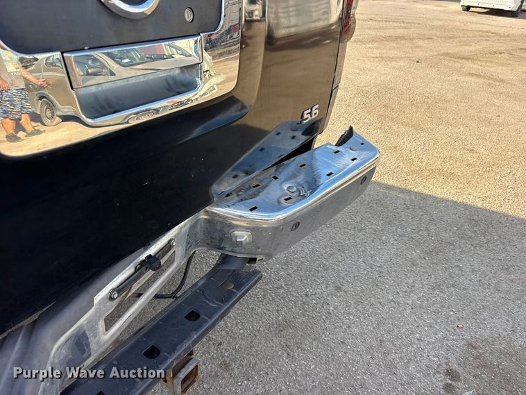 image for item ES8314 2005 Nissan Titan Crew Cab pickup truck