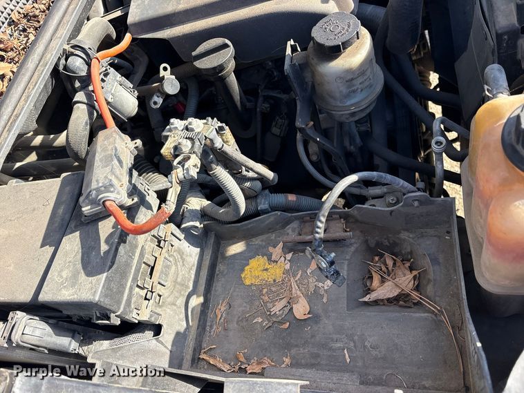 image for item ES8314 2005 Nissan Titan Crew Cab pickup truck