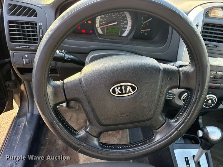 image for item ES8315 2007 KIA Spectra Hatchback. 