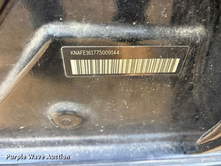 image for item ES8315 2007 KIA Spectra Hatchback. 