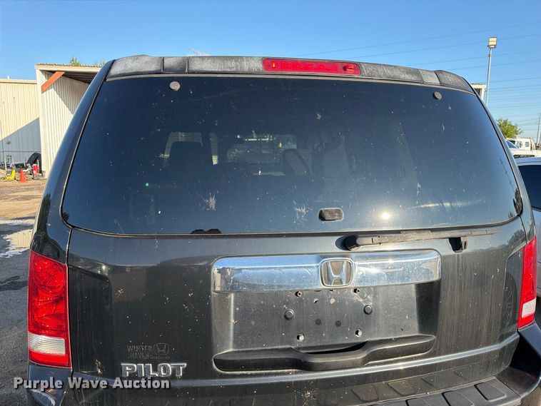 image for item EU0900 2014 Honda Pilot SUV