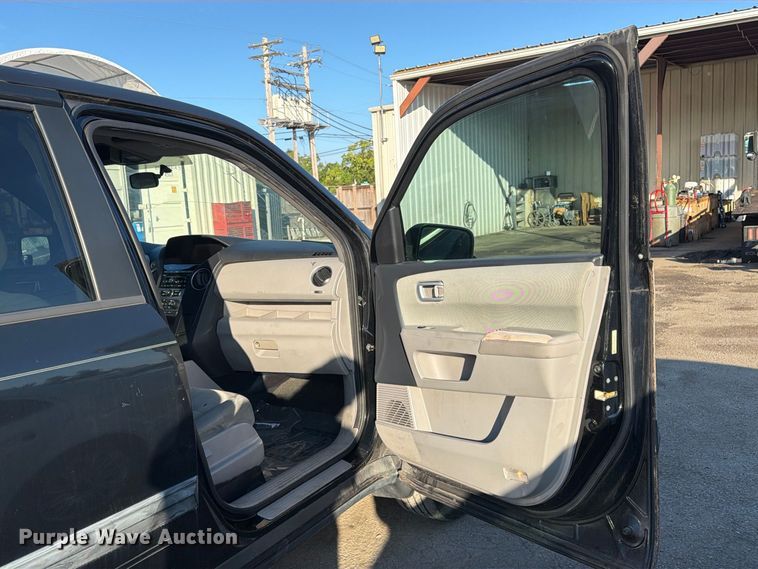 image for item EU0900 2014 Honda Pilot SUV