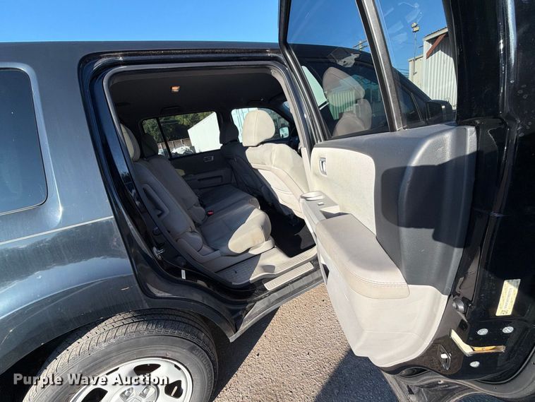 image for item EU0900 2014 Honda Pilot SUV
