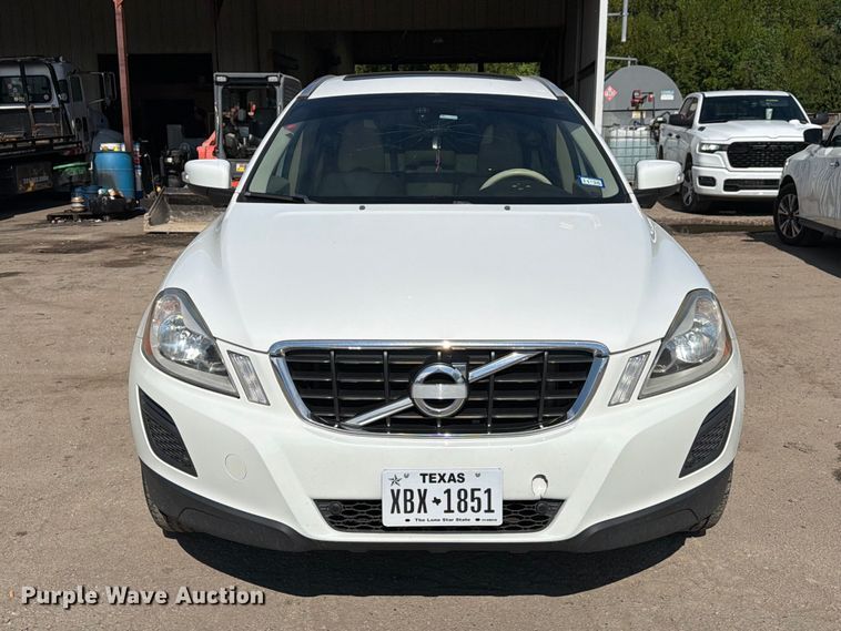 image for item EU0902 2011 Volvo XC60 SUV