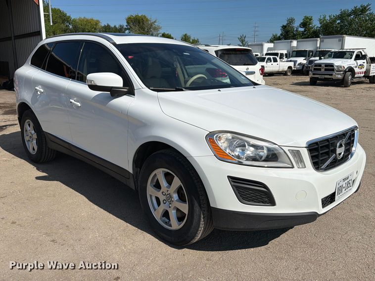image for item EU0902 2011 Volvo XC60 SUV