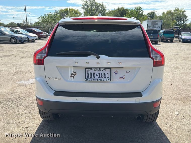 image for item EU0902 2011 Volvo XC60 SUV