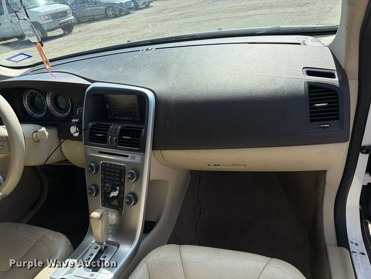 image for item EU0902 2011 Volvo XC60 SUV