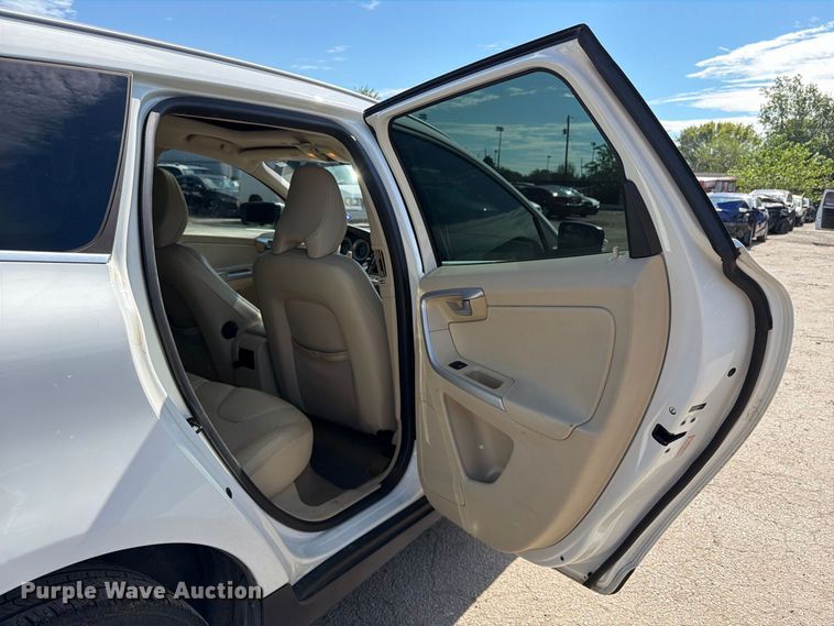 image for item EU0902 2011 Volvo XC60 SUV