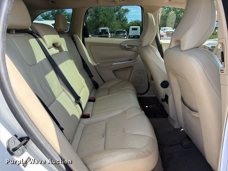image for item EU0902 2011 Volvo XC60 SUV