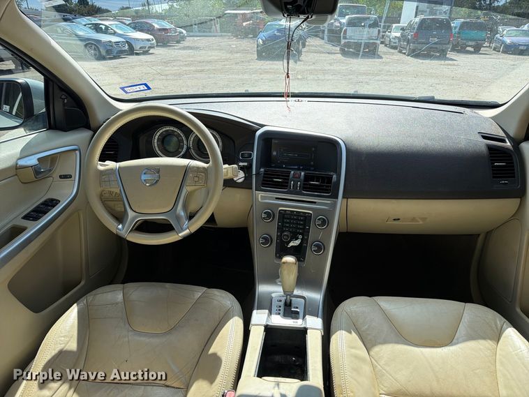 image for item EU0902 2011 Volvo XC60 SUV