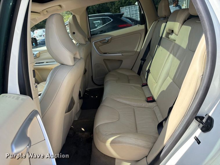 image for item EU0902 2011 Volvo XC60 SUV