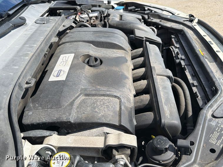 image for item EU0902 2011 Volvo XC60 SUV