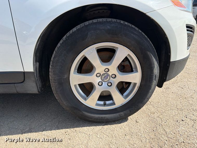 image for item EU0902 2011 Volvo XC60 SUV
