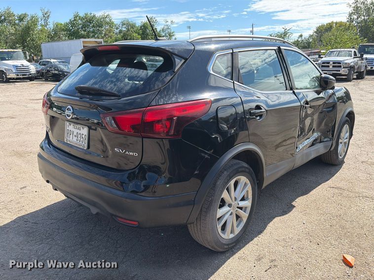 image for item EU0903 2017 Nissan Rogue Sport SUV
