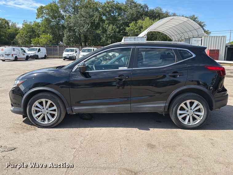 image for item EU0903 2017 Nissan Rogue Sport SUV
