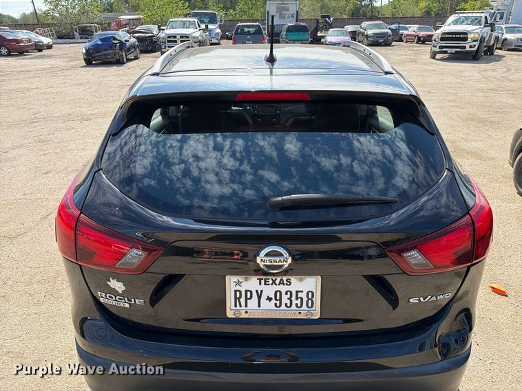 image for item EU0903 2017 Nissan Rogue Sport SUV