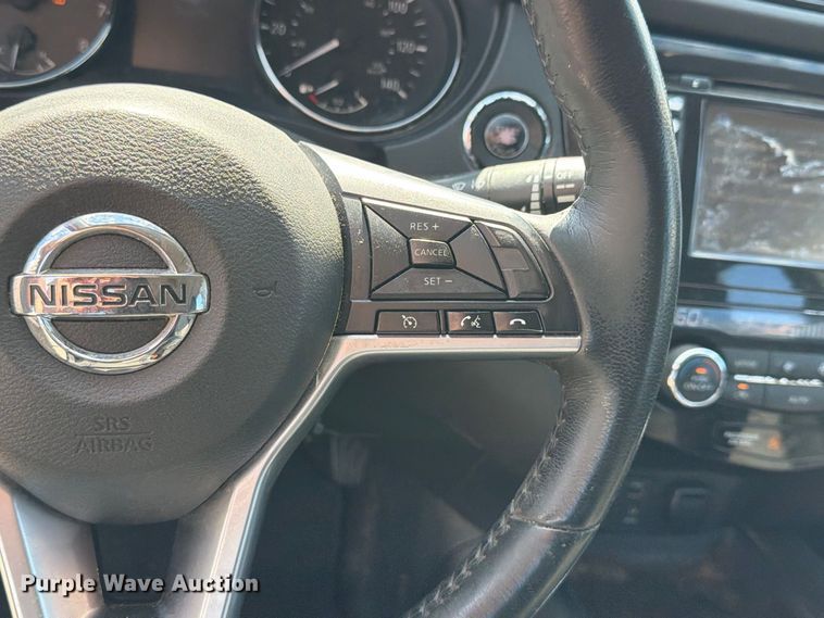 image for item EU0903 2017 Nissan Rogue Sport SUV
