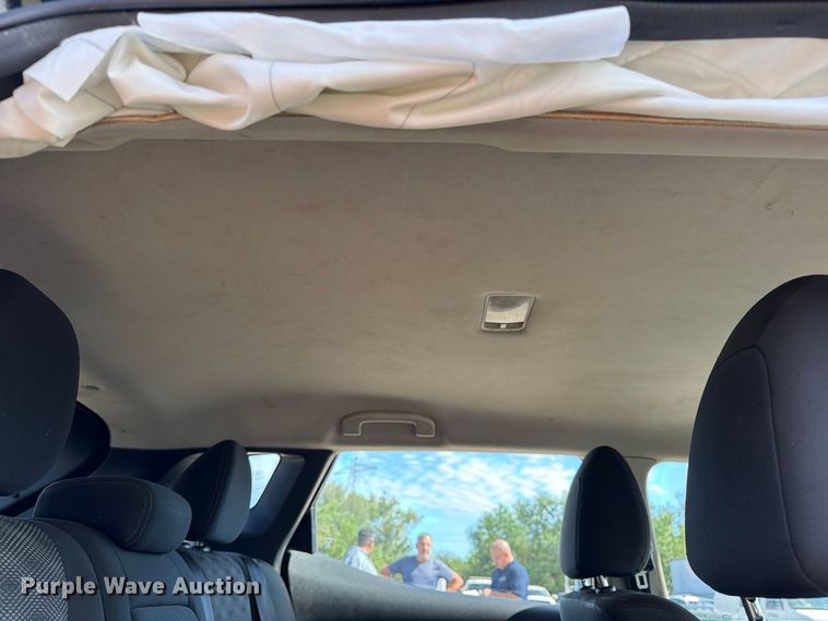 image for item EU0903 2017 Nissan Rogue Sport SUV