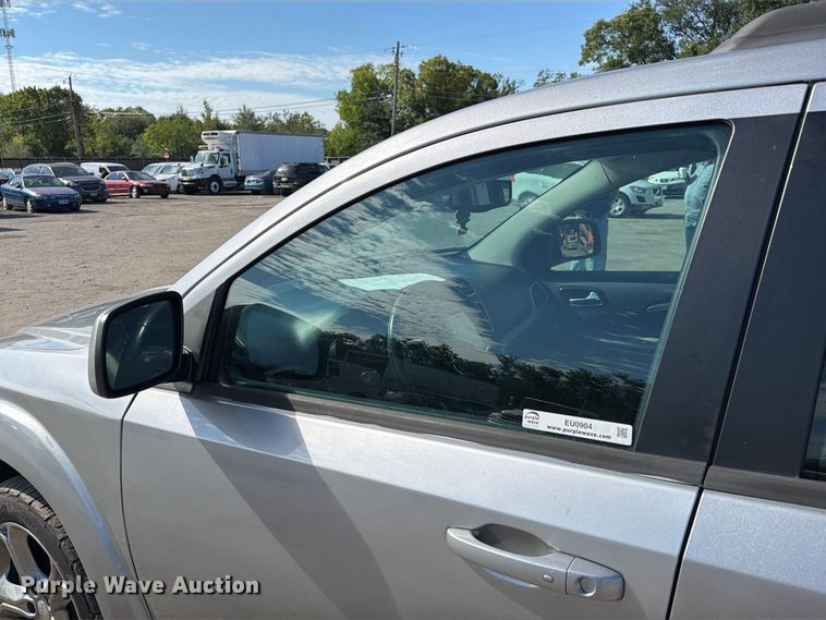 image for item EU0904 2016 Dodge Journey SUV