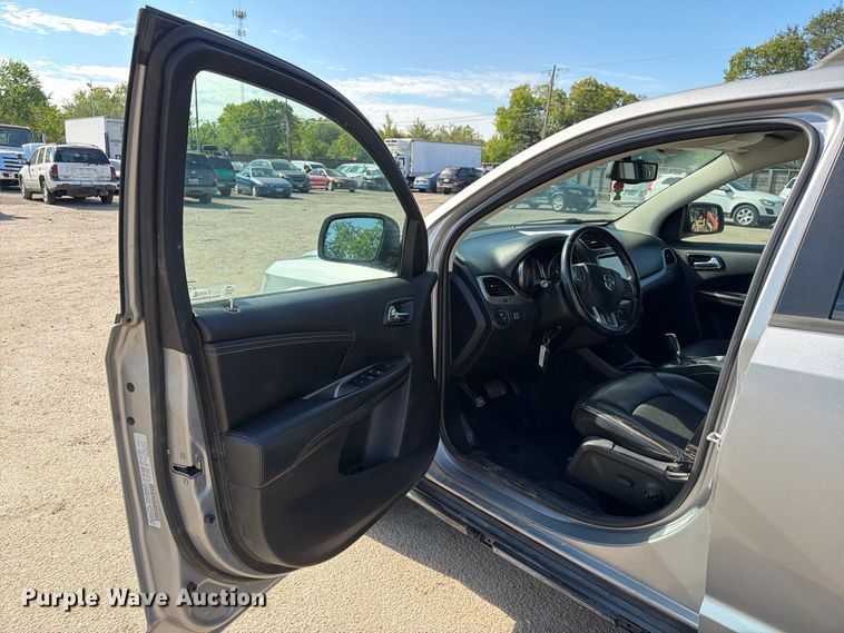 image for item EU0904 2016 Dodge Journey SUV