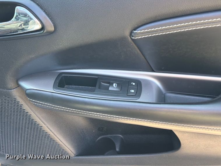 image for item EU0904 2016 Dodge Journey SUV