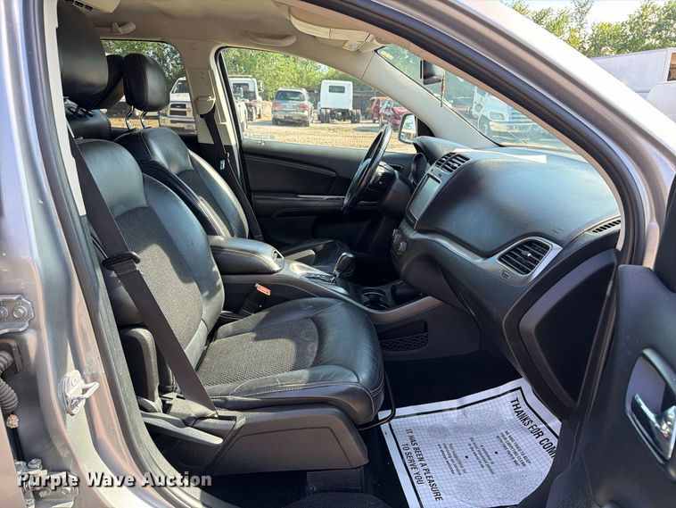 image for item EU0904 2016 Dodge Journey SUV