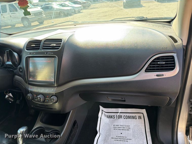 image for item EU0904 2016 Dodge Journey SUV